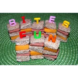 Food Sandwich Cutter set Small Fun Bites - Cube
